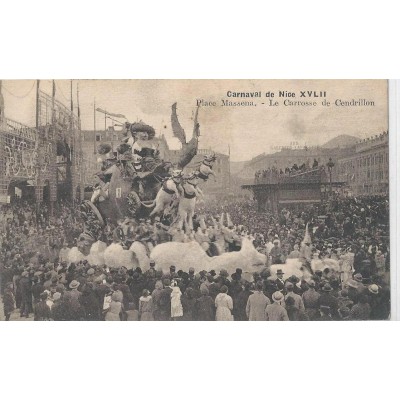 Carnaval de Nice XVII Place Masséna le carrosse de Cendrillon